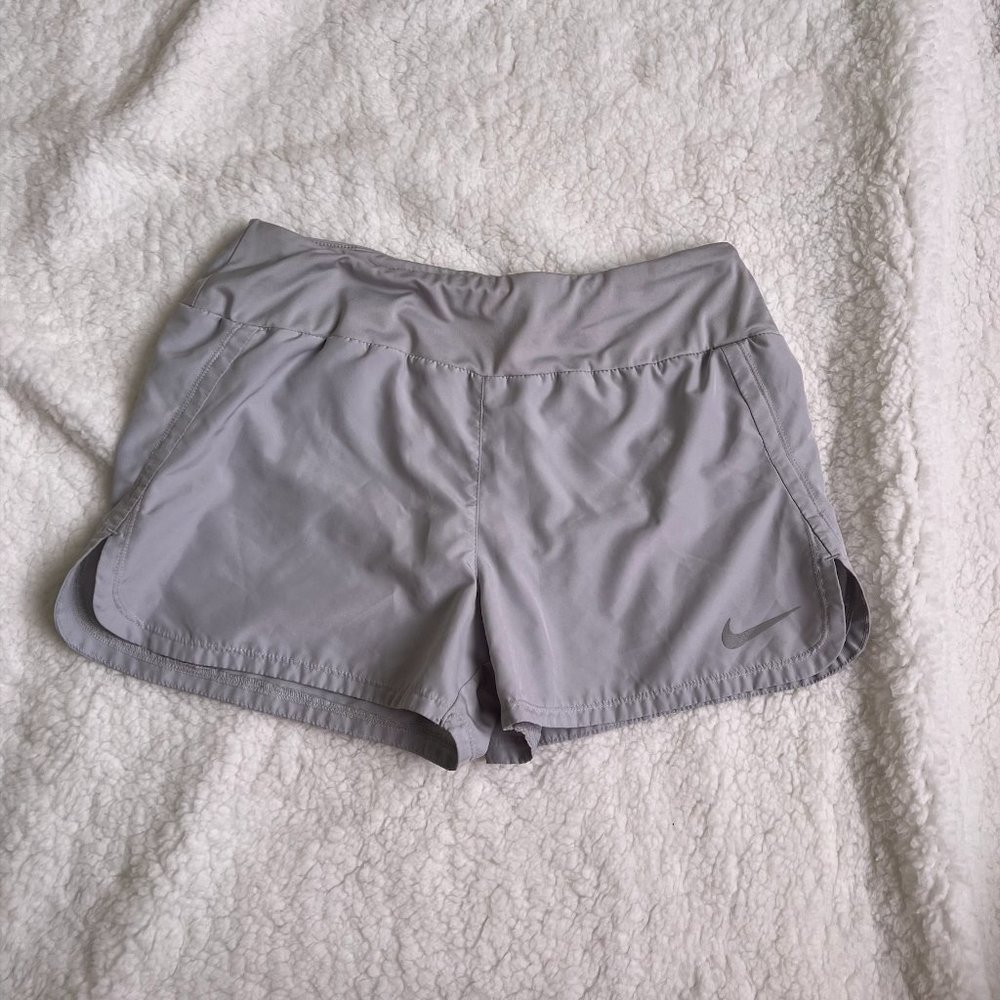 Nike Women's Shorts in Size S